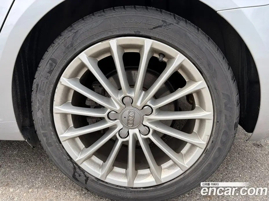 Audi A3 2015 2.0 автомат (гидро), фото 7 Audi A3 2015 2.0 автомат (гидро), фото 7
