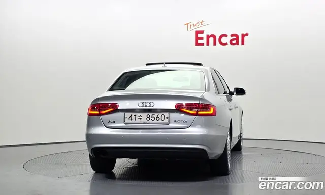 Audi A4 2013 2.0 автомат (гидро), миниатюра 4