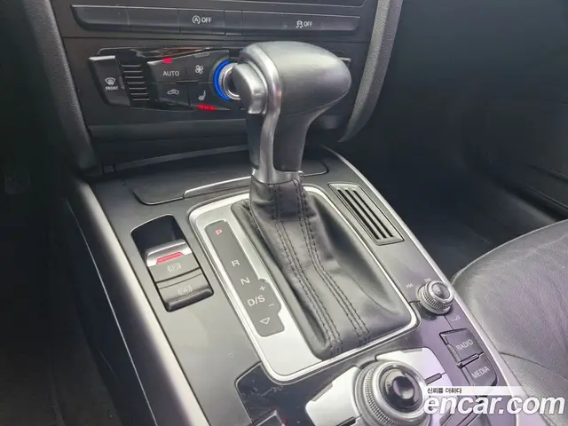 Audi A4 2013 2.0 автомат (гидро), миниатюра 9