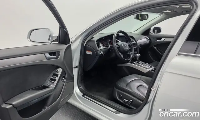 Audi A4 2013 2.0 автомат (гидро), миниатюра 10