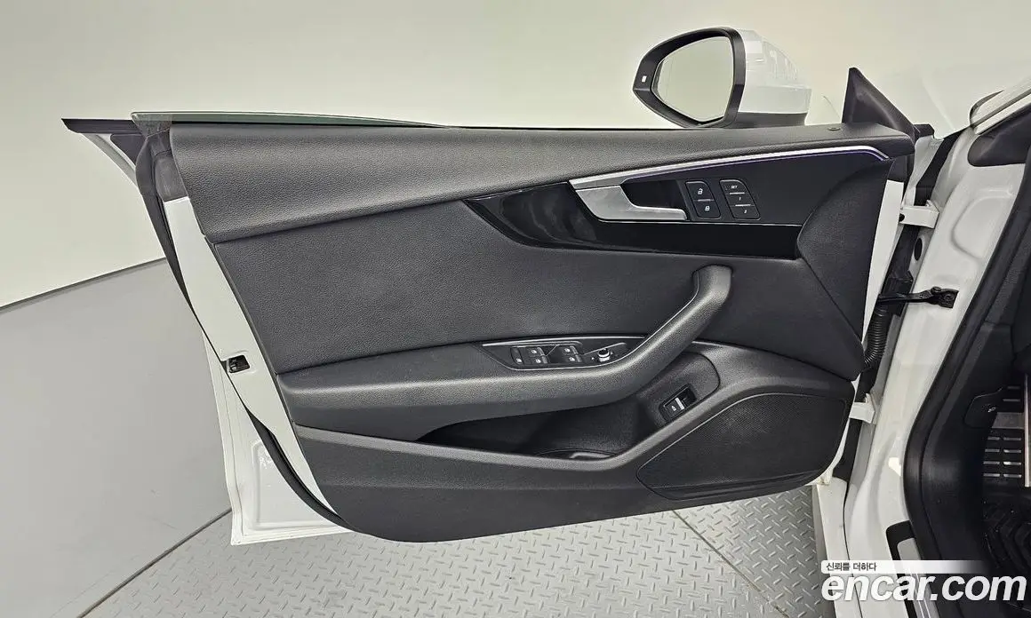 Audi A5 2019 2.0 автомат (гидро), фото 14 Audi A5 2019 2.0 автомат (гидро), фото 14