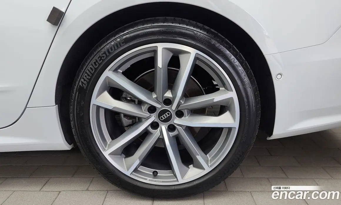 Audi A7 2023 3.0 автомат (гидро), фото 6 Audi A7 2023 3.0 автомат (гидро), фото 6
