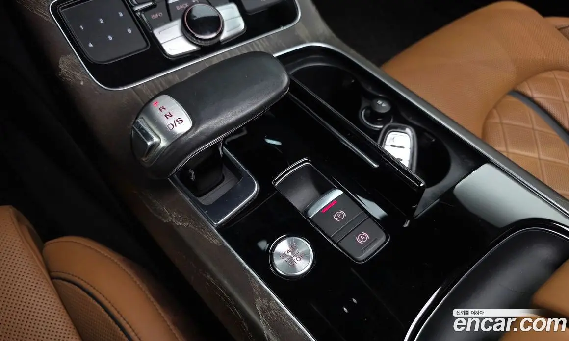 Audi A8 2016 3.0 автомат (гидро), фото 9 Audi A8 2016 3.0 автомат (гидро), фото 9