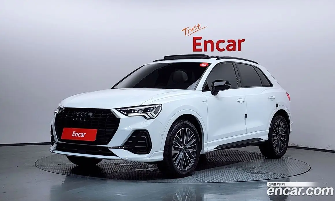 Audi Q3 2025 2.0 автомат (гидро), фото 1 Audi Q3 2025 2.0 автомат (гидро), фото 1