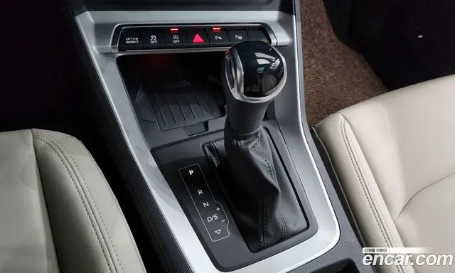 Audi Q3 2025 2.0 автомат (гидро), миниатюра 12