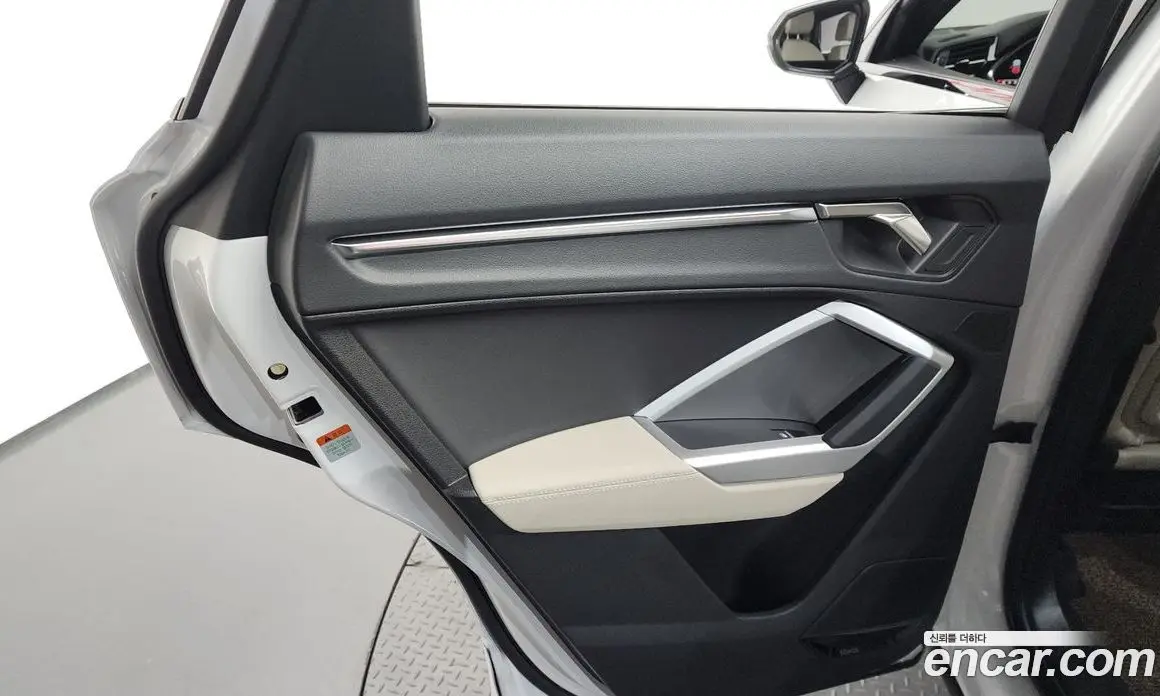 Audi Q3 2025 2.0 автомат (гидро), фото 15 Audi Q3 2025 2.0 автомат (гидро), фото 15