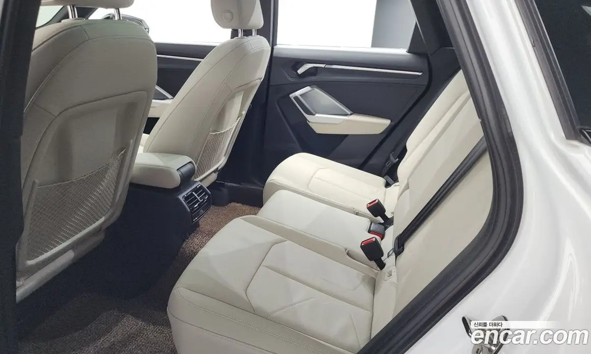 Audi Q3 2025 2.0 автомат (гидро), фото 24 Audi Q3 2025 2.0 автомат (гидро), фото 24