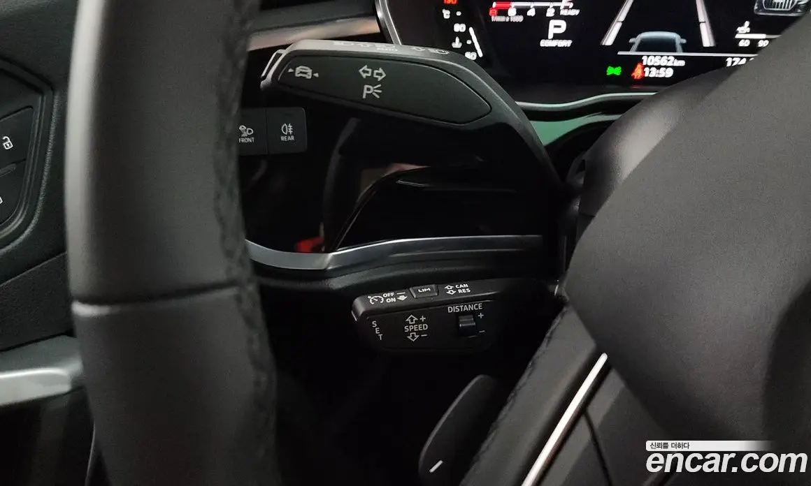 Audi Q3 2025 2.0 автомат (гидро), фото 30 Audi Q3 2025 2.0 автомат (гидро), фото 30