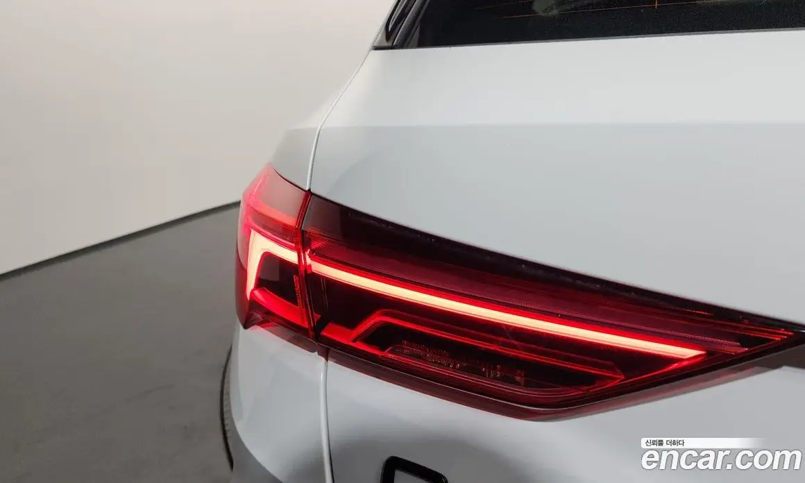Audi Q3 2025 2.0 автомат (гидро), фото 9 Audi Q3 2025 2.0 автомат (гидро), фото 9