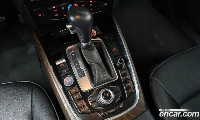 Audi Q5 2010 2.0 автомат (гидро), миниатюра 9