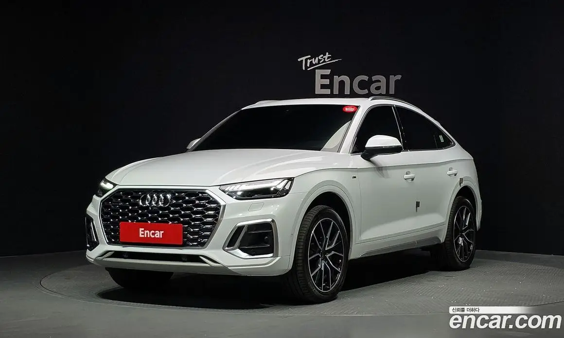 Audi Q5 2023 2.0 автомат (гидро), фото 1 Audi Q5 2023 2.0 автомат (гидро), фото 1