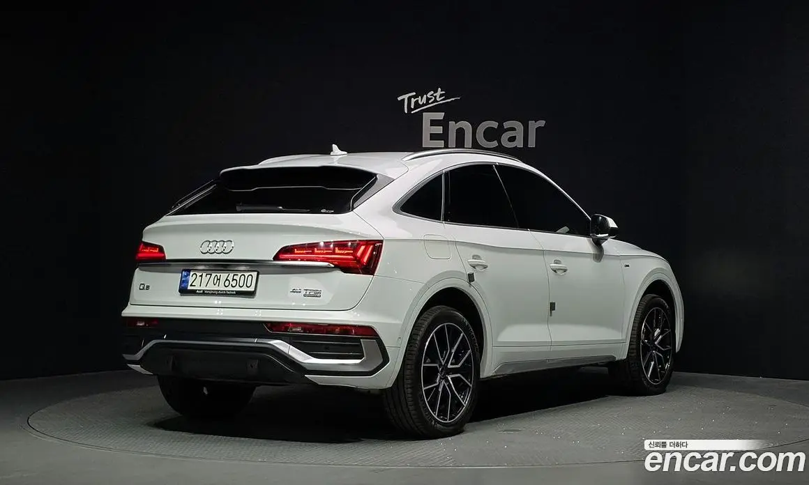 Audi Q5 2023 2.0 автомат (гидро), фото 2 Audi Q5 2023 2.0 автомат (гидро), фото 2