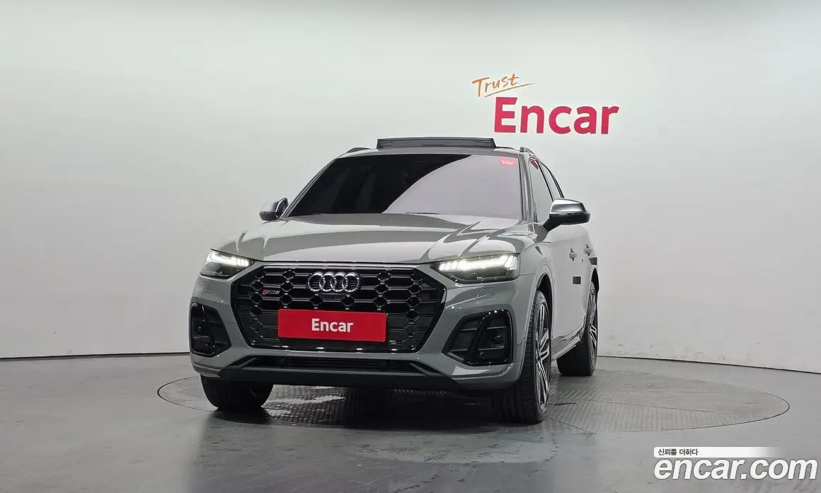 Audi SQ5 2021 3.0 автомат (гидро), фото 3
