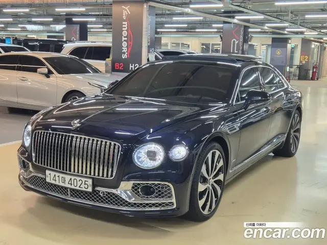 Bentley Flying Spur, 2023, 17 769 км Bentley Flying Spur, 2023, 17 769 км