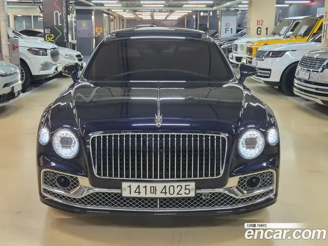 Bentley Flying Spur 2023 4.0 автомат (гидро), миниатюра 2