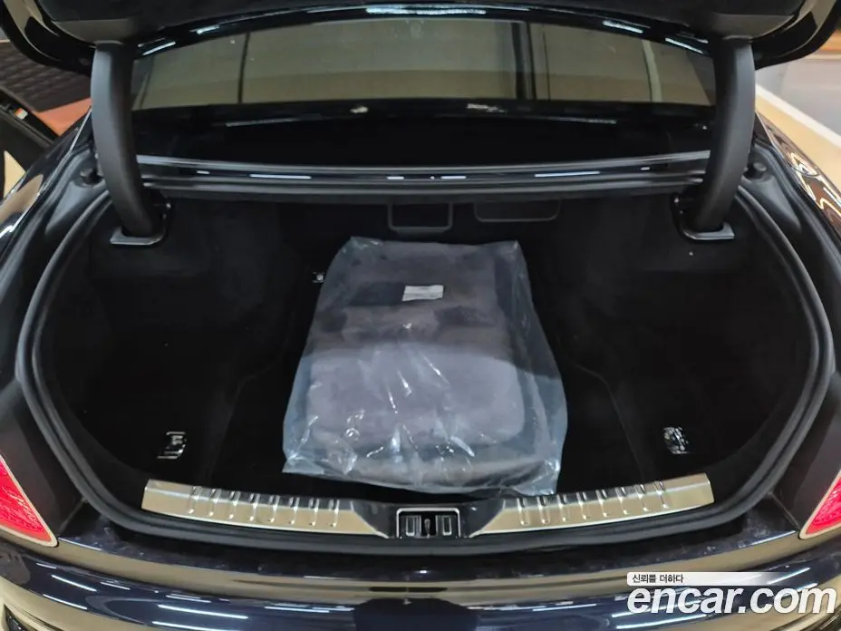 Bentley Flying Spur 2023 4.0 автомат (гидро), фото 19