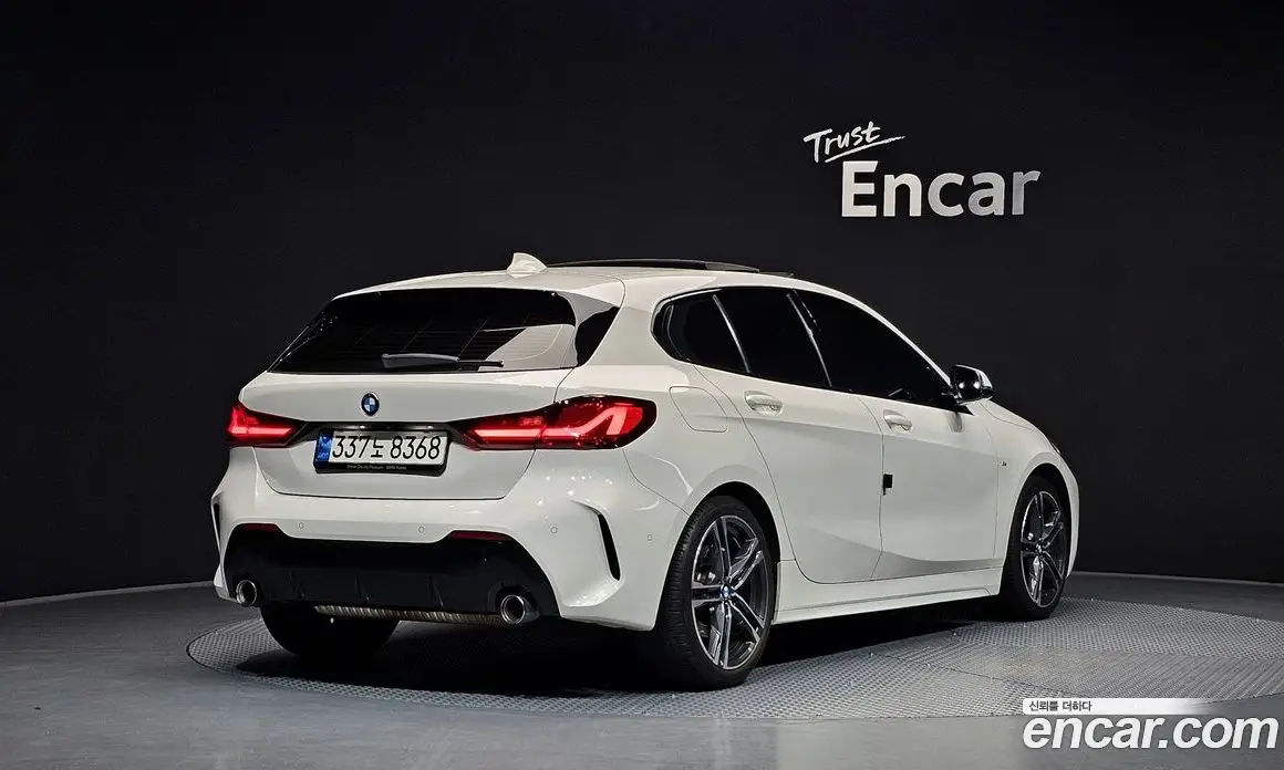 BMW 1 серия 2021 2.0 автомат (гидро), фото 2 BMW 1 серия 2021 2.0 автомат (гидро), фото 2