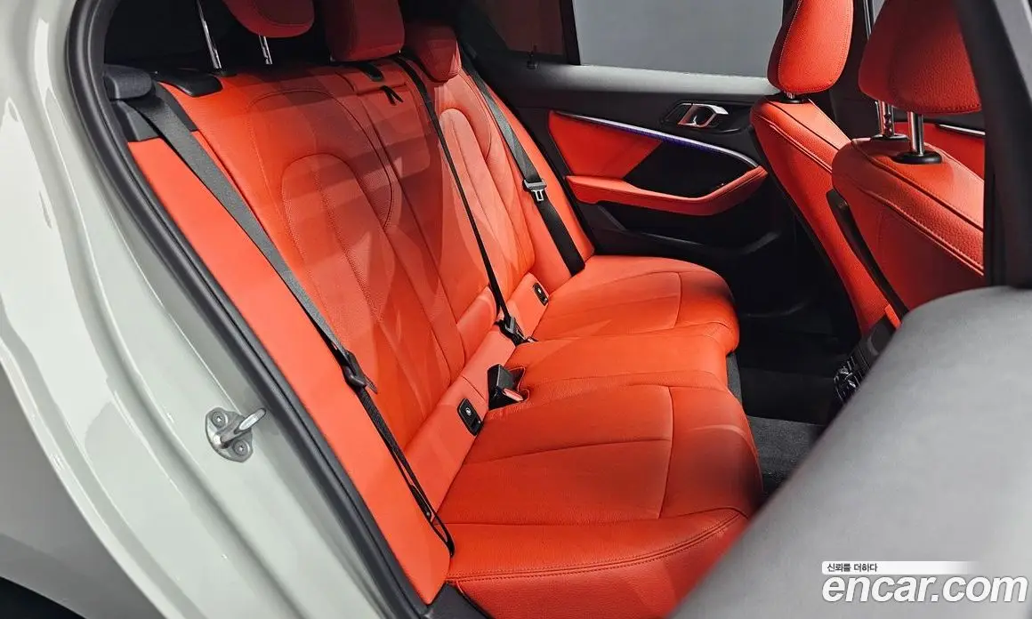 BMW 1 серия 2021 2.0 автомат (гидро), фото 17 BMW 1 серия 2021 2.0 автомат (гидро), фото 17