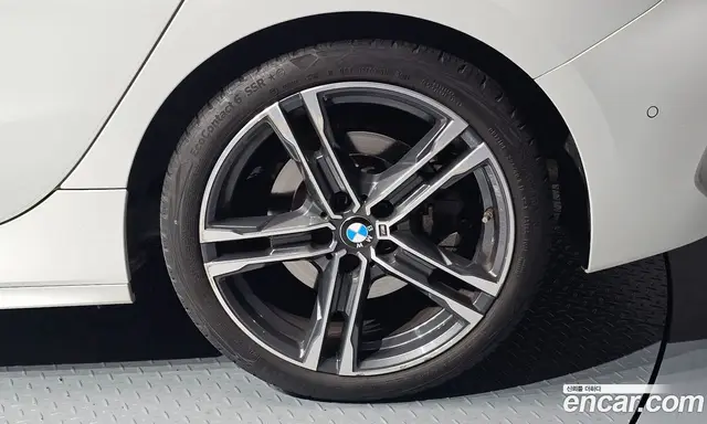 BMW 1 серия 2021 2.0 автомат (гидро), миниатюра 7 BMW 1 серия 2021 2.0 автомат (гидро), миниатюра 7