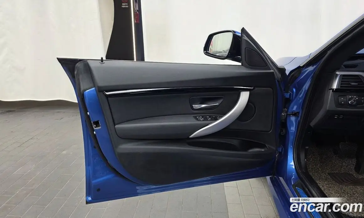 BMW 3 серия 2020 2.0 автомат (гидро), фото 14 BMW 3 серия 2020 2.0 автомат (гидро), фото 14