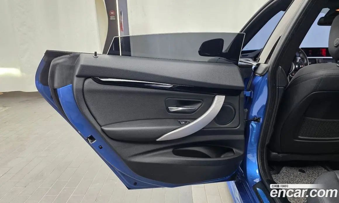 BMW 3 серия 2020 2.0 автомат (гидро), фото 15 BMW 3 серия 2020 2.0 автомат (гидро), фото 15