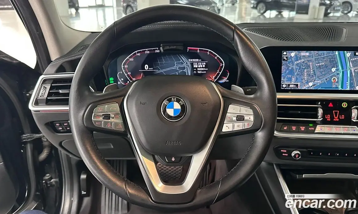 BMW 3 серия 2021 2.0 автомат (гидро), фото 16
