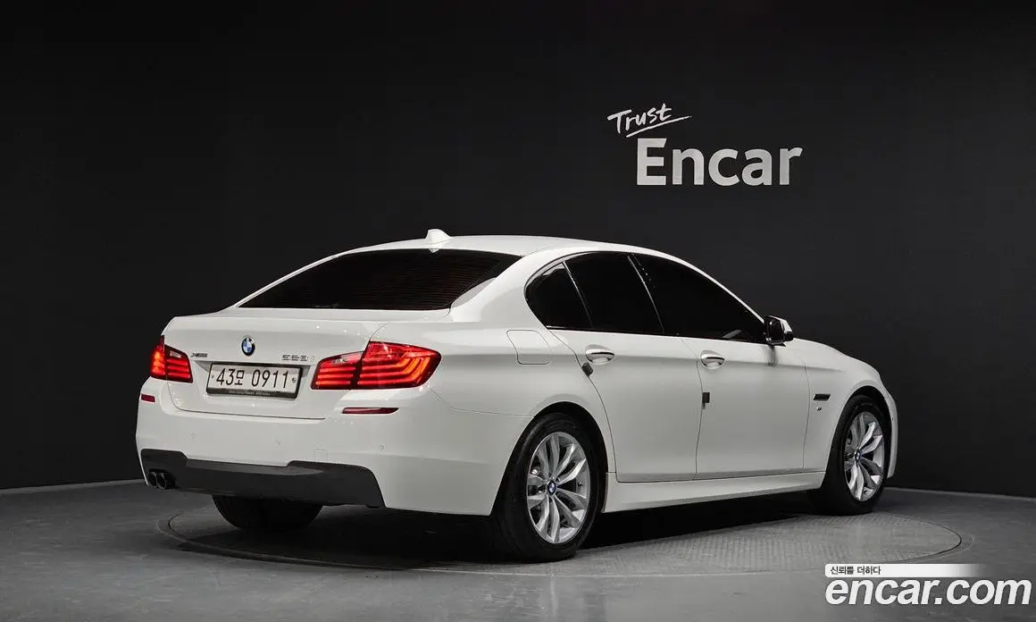 BMW 5 серия 2016 2.0 автомат (гидро), фото 2 BMW 5 серия 2016 2.0 автомат (гидро), фото 2