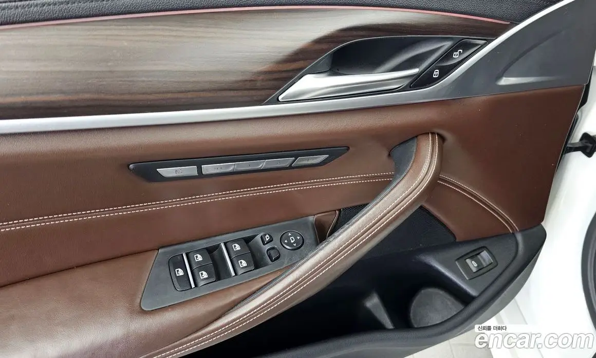 BMW 5 серия 2017 2.0 автомат (гидро), фото 30 BMW 5 серия 2017 2.0 автомат (гидро), фото 30
