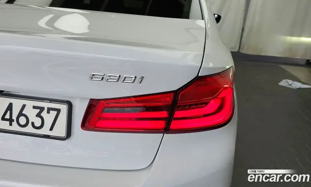 BMW 5 серия 2017 2.0 автомат (гидро), миниатюра 9 BMW 5 серия 2017 2.0 автомат (гидро), миниатюра 9