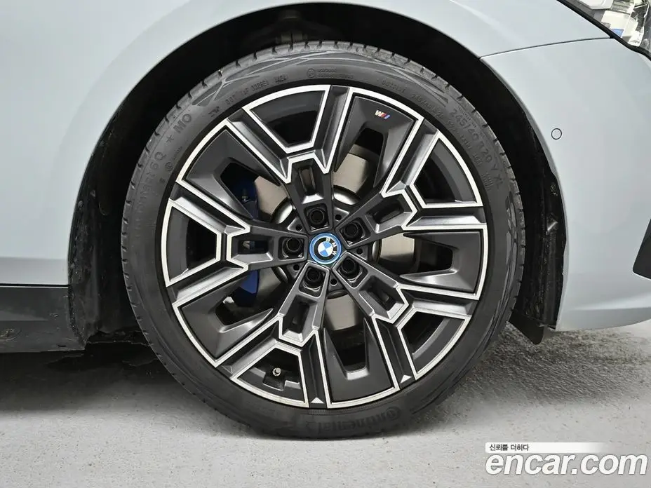 BMW 5 серия 2024 2.0 автомат (гидро), фото 17 BMW 5 серия 2024 2.0 автомат (гидро), фото 17