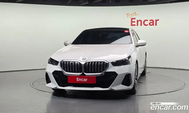 BMW 5 серия 2024 2.0 автомат (гидро), миниатюра 3