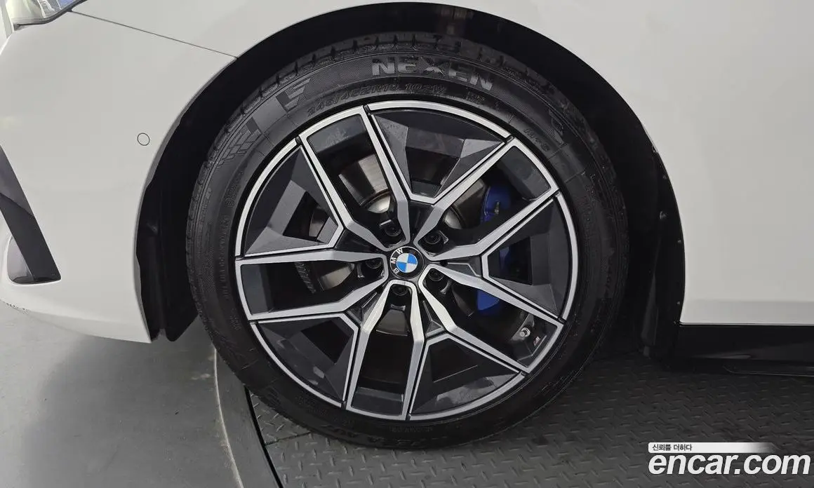 BMW 5 серия 2024 2.0 автомат (гидро), фото 5