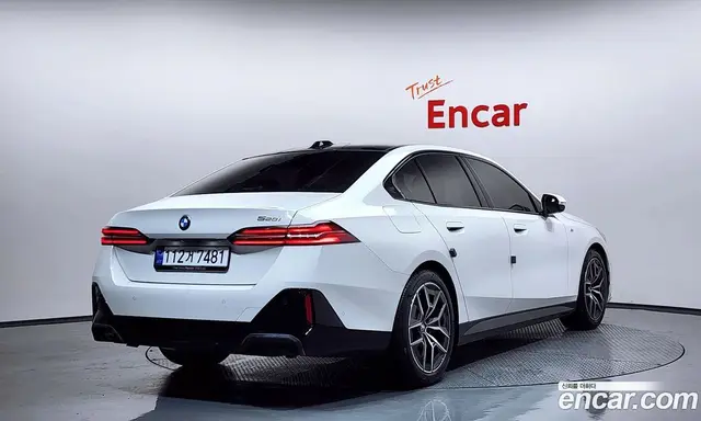BMW 5 серия 2025 2.0 автомат (гидро), миниатюра 2
