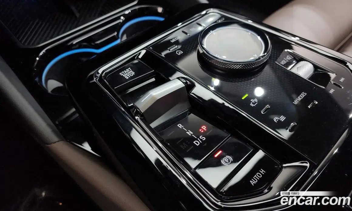 BMW 5 серия 2025 2.0 автомат (гидро), фото 12