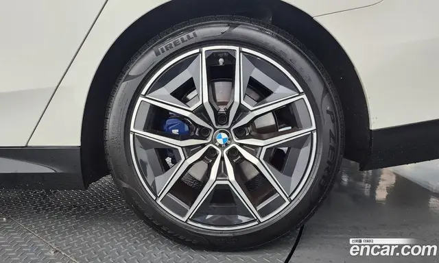 BMW 5 серия 2025 2.0 автомат (гидро), миниатюра 7