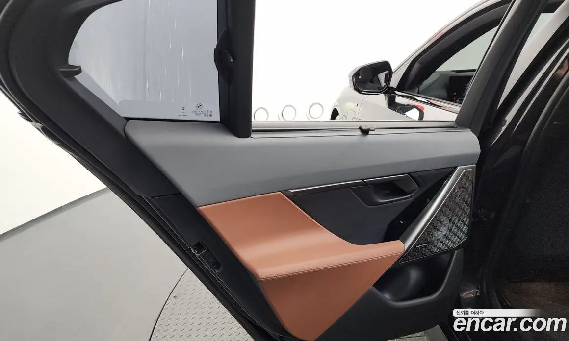 BMW 5 серия 2025 3.0 автомат (гидро), фото 15 BMW 5 серия 2025 3.0 автомат (гидро), фото 15