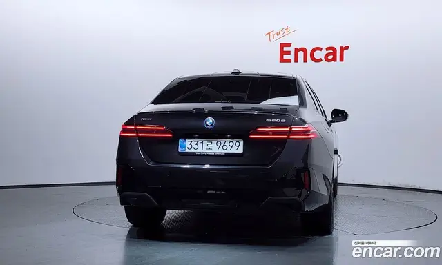 BMW 5 серия 2025 3.0 автомат (гидро), миниатюра 4 BMW 5 серия 2025 3.0 автомат (гидро), миниатюра 4