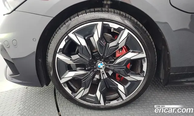 BMW 5 серия 2025 3.0 автомат (гидро), миниатюра 5 BMW 5 серия 2025 3.0 автомат (гидро), миниатюра 5