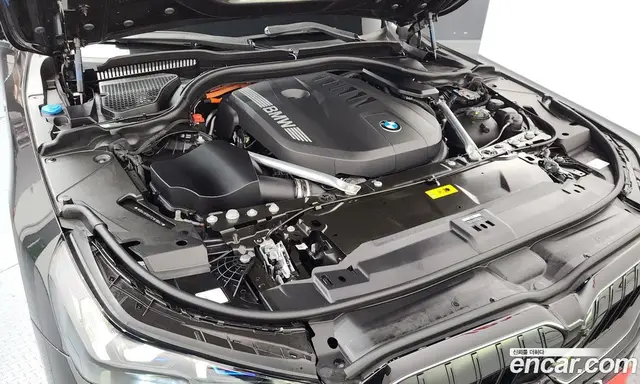 BMW 5 серия 2025 3.0 автомат (гидро), миниатюра 6 BMW 5 серия 2025 3.0 автомат (гидро), миниатюра 6