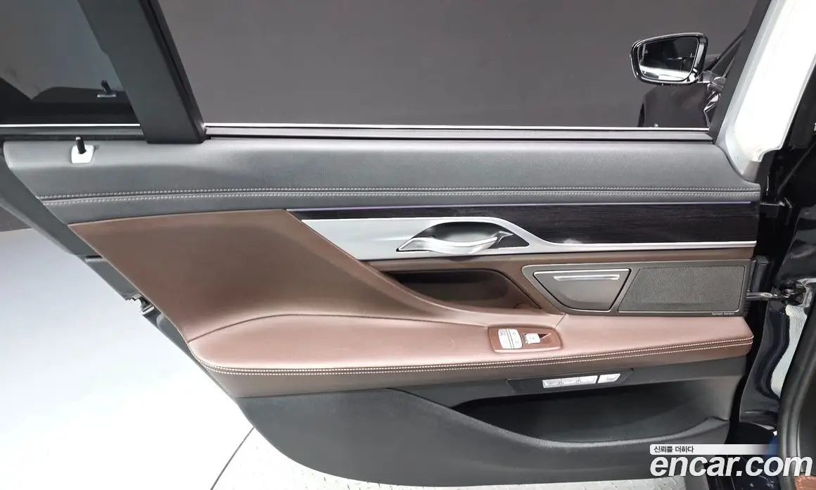 BMW 7 серия 2018 3.0 автомат (гидро), фото 15 BMW 7 серия 2018 3.0 автомат (гидро), фото 15
