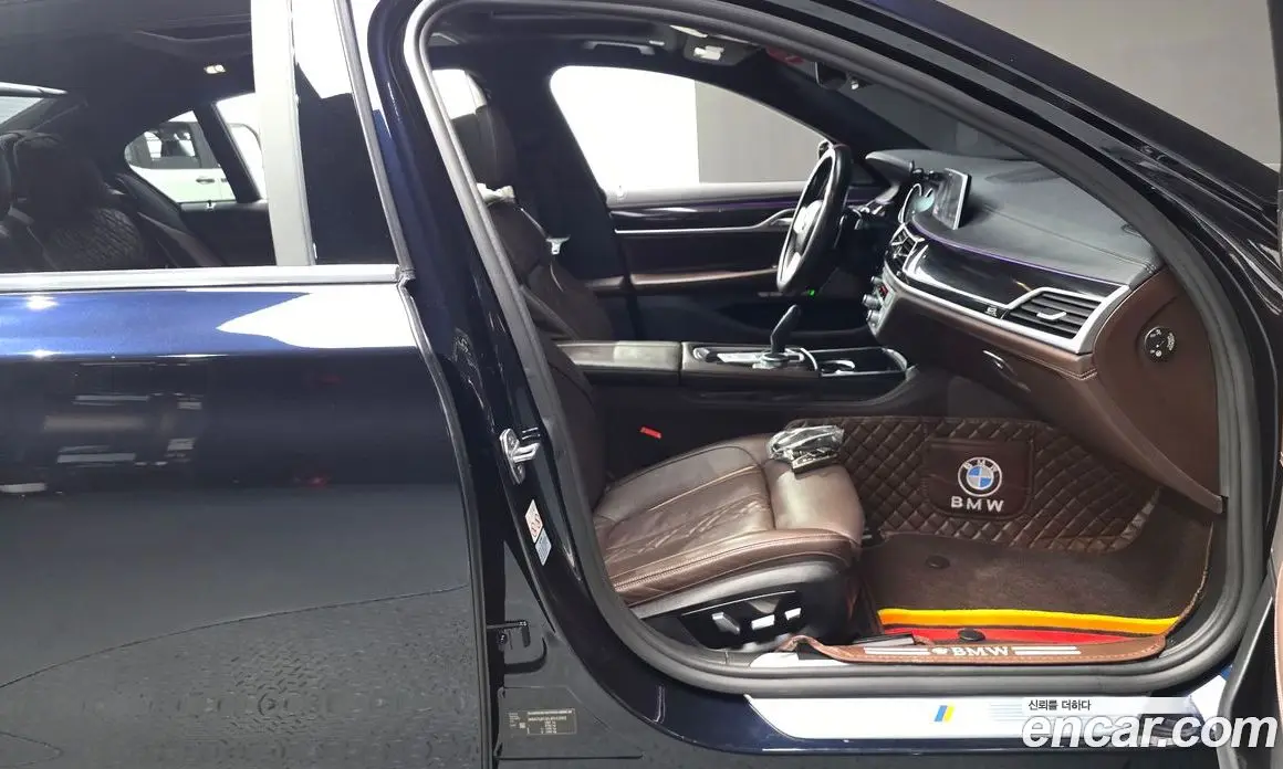 BMW 7 серия 2018 3.0 автомат (гидро), фото 16 BMW 7 серия 2018 3.0 автомат (гидро), фото 16