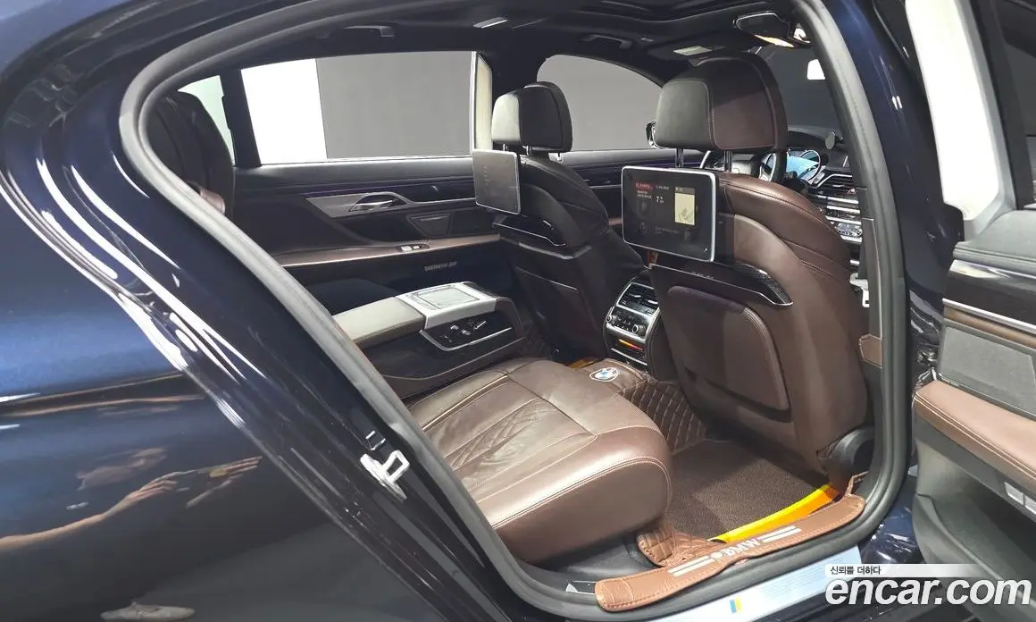 BMW 7 серия 2018 3.0 автомат (гидро), фото 17 BMW 7 серия 2018 3.0 автомат (гидро), фото 17