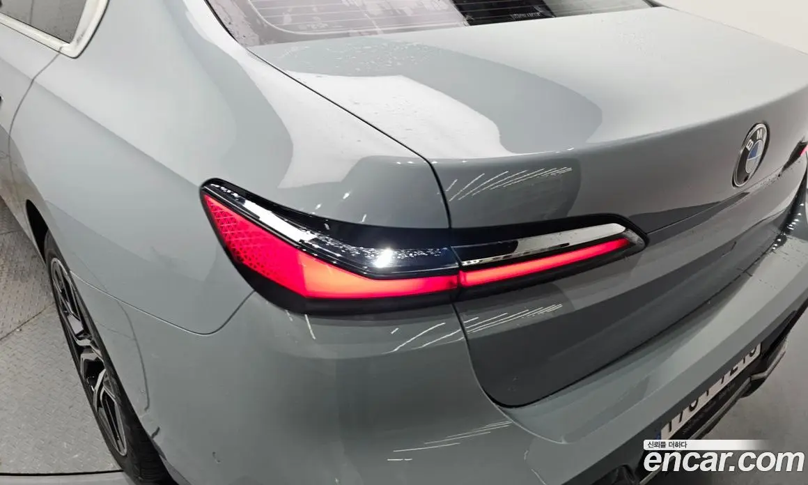 BMW 7 серия 2023 3.0 автомат (гидро), фото 9