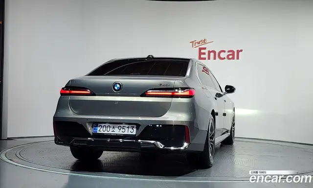 BMW 7 серия 2023 3.0 автомат (гидро), миниатюра 4