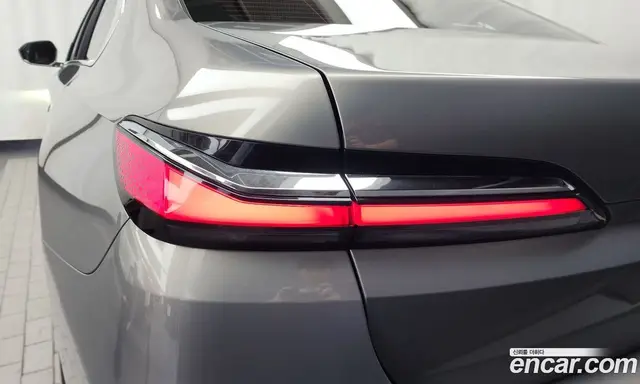 BMW 7 серия 2023 3.0 автомат (гидро), миниатюра 9