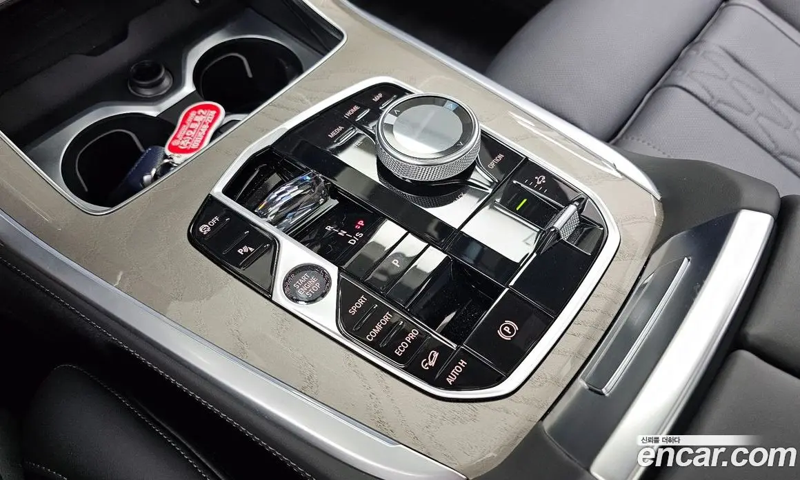BMW X7 2024 3.0 автомат (гидро), фото 12