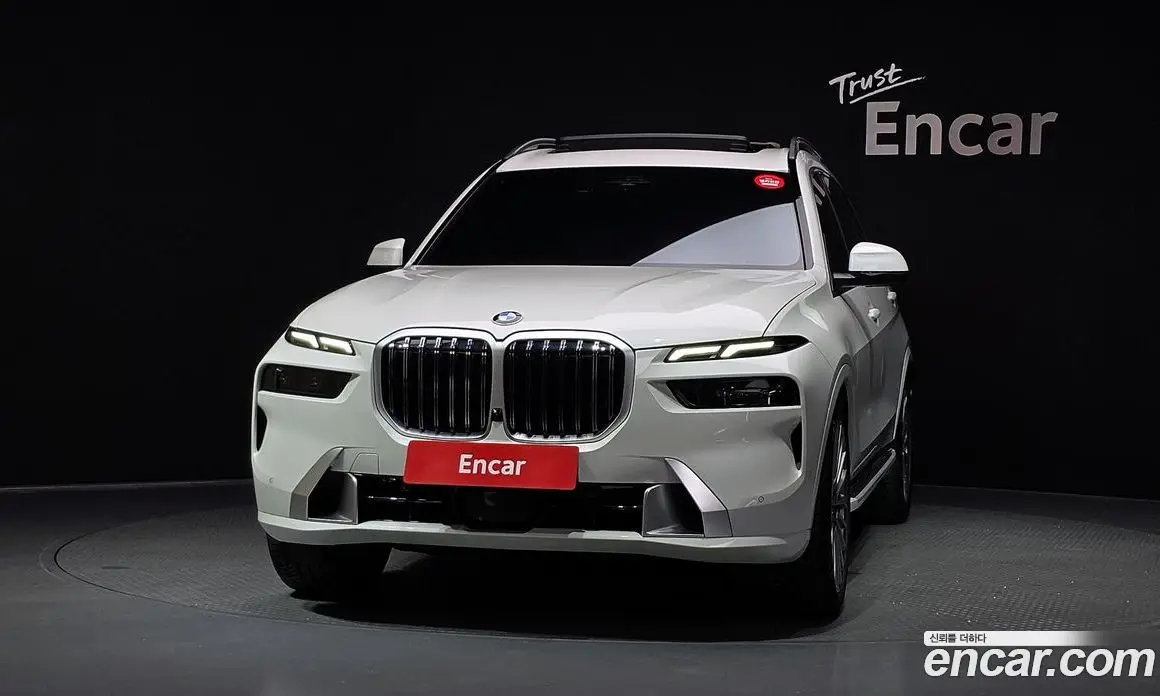 BMW X7 2024 3.0 автомат (гидро), фото 3