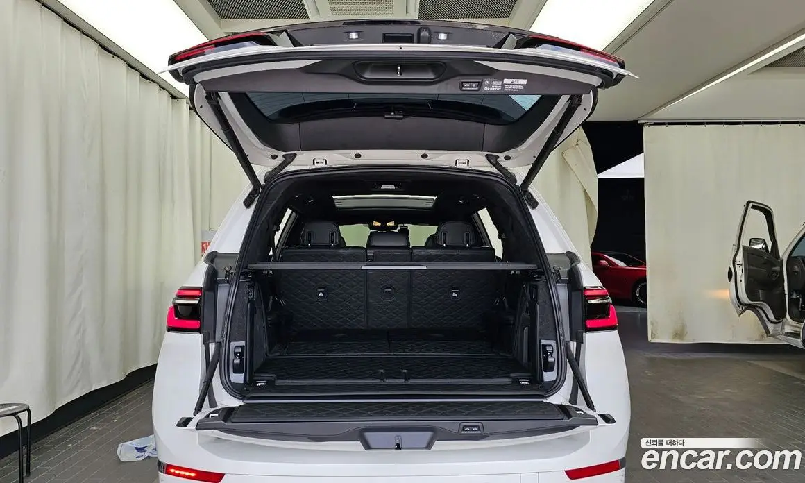 BMW X7 2024 3.0 автомат (гидро), фото 26