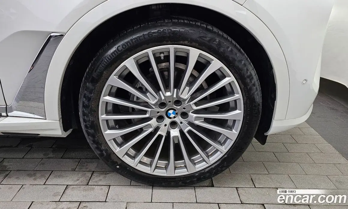 BMW X7 2024 3.0 автомат (гидро), фото 7