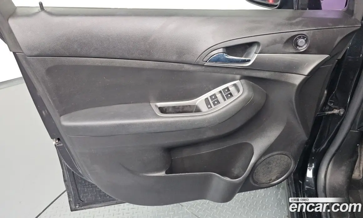 Chevrolet Orlando 2015 2.0 автомат (гидро), фото 13
